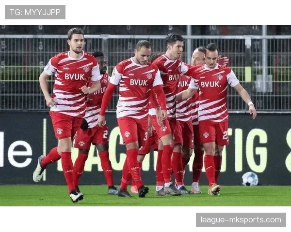 纽伦堡边路进攻显威,球队连胜势头持续强劲