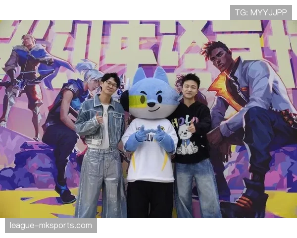 黄潜本赛季高光时刻:稳健表现与战术亮点闪耀赛场 黄潜本赛季高光时刻:稳健表现与战术亮点闪耀赛场